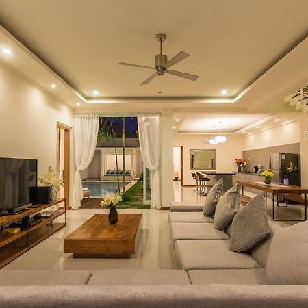 Villa Alaya By Nagisa Bali Seminyak  Luaran gambar